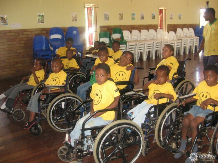  - Food & Groceries to the Ithembelihle Lsen School