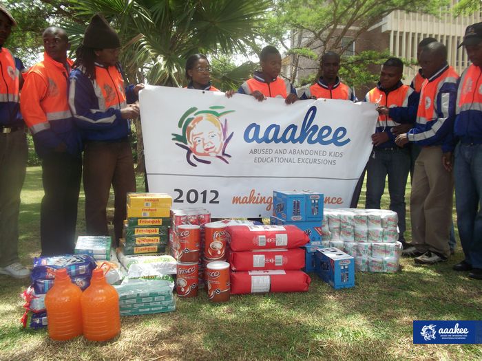  - Food and grocery hand-over to Jeppestown SAPS