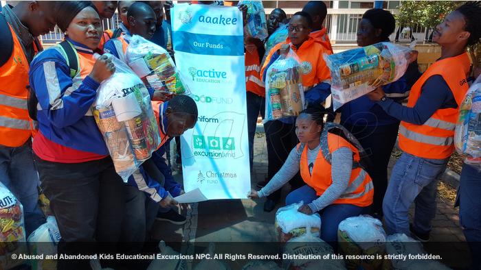  - Community initiative: Food hampers to Jeppe SAPS
