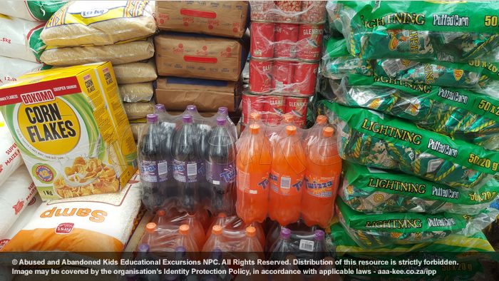 - Food Fund consignment to Reamogetswe Resource Centre, Muldersdrift