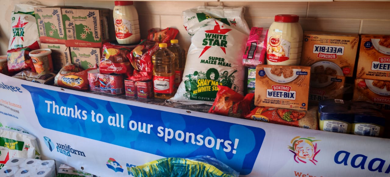  - Food Handover to Individuals in Bertrams
